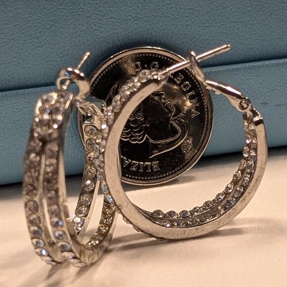 Double silver hoop crystal Fashion earrings. - Picture 2 of 5
